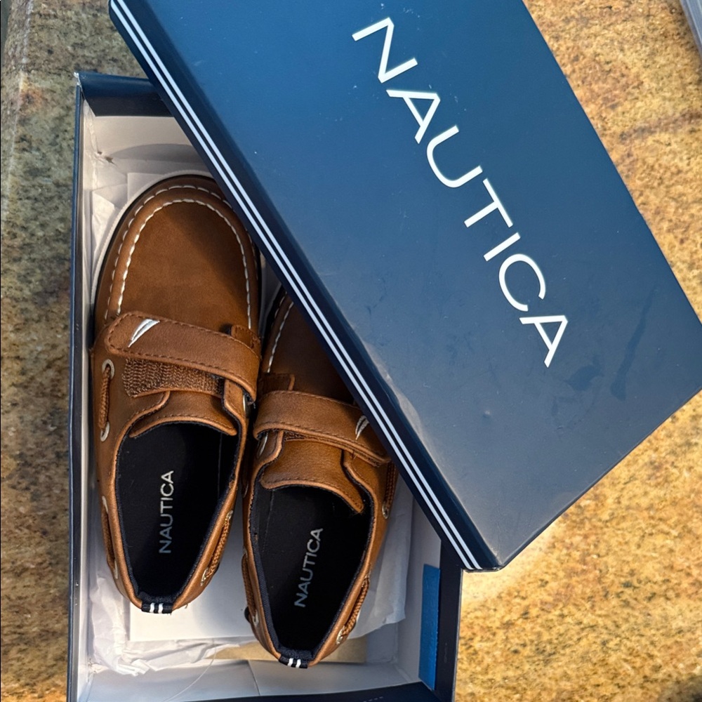 Nautica Tan Kids boat shoe Sneakers